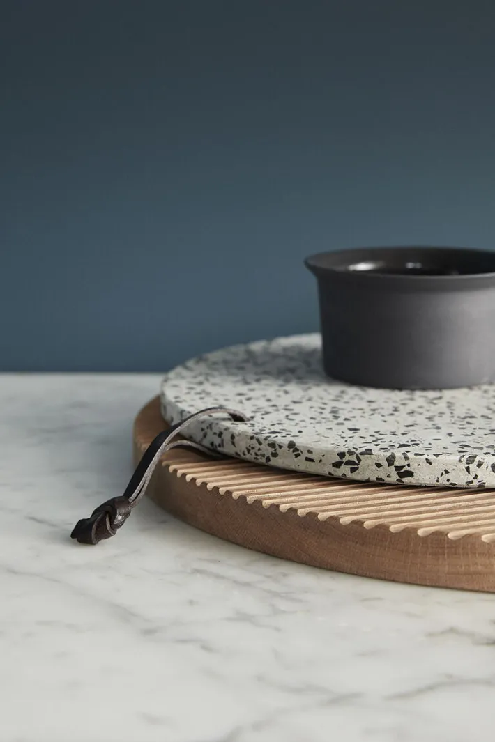 monarch_cutting_boards_round_natural_set_of__3.webp Monarch Cutting Boards Round (set of 2)^Hübsch Online