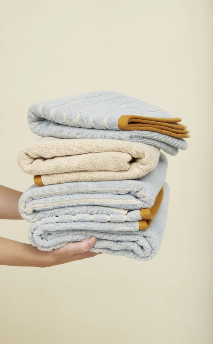 Promenade Towel Small Blue/Sand^Hübsch Online